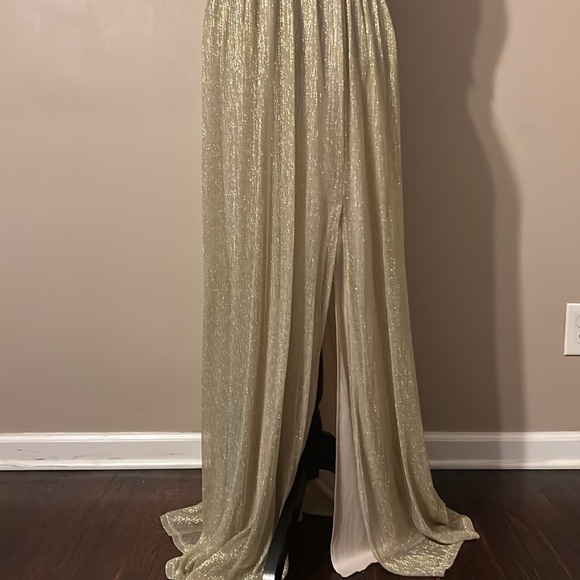 Broomstick glitter champagne dress - Picture 5 of 8